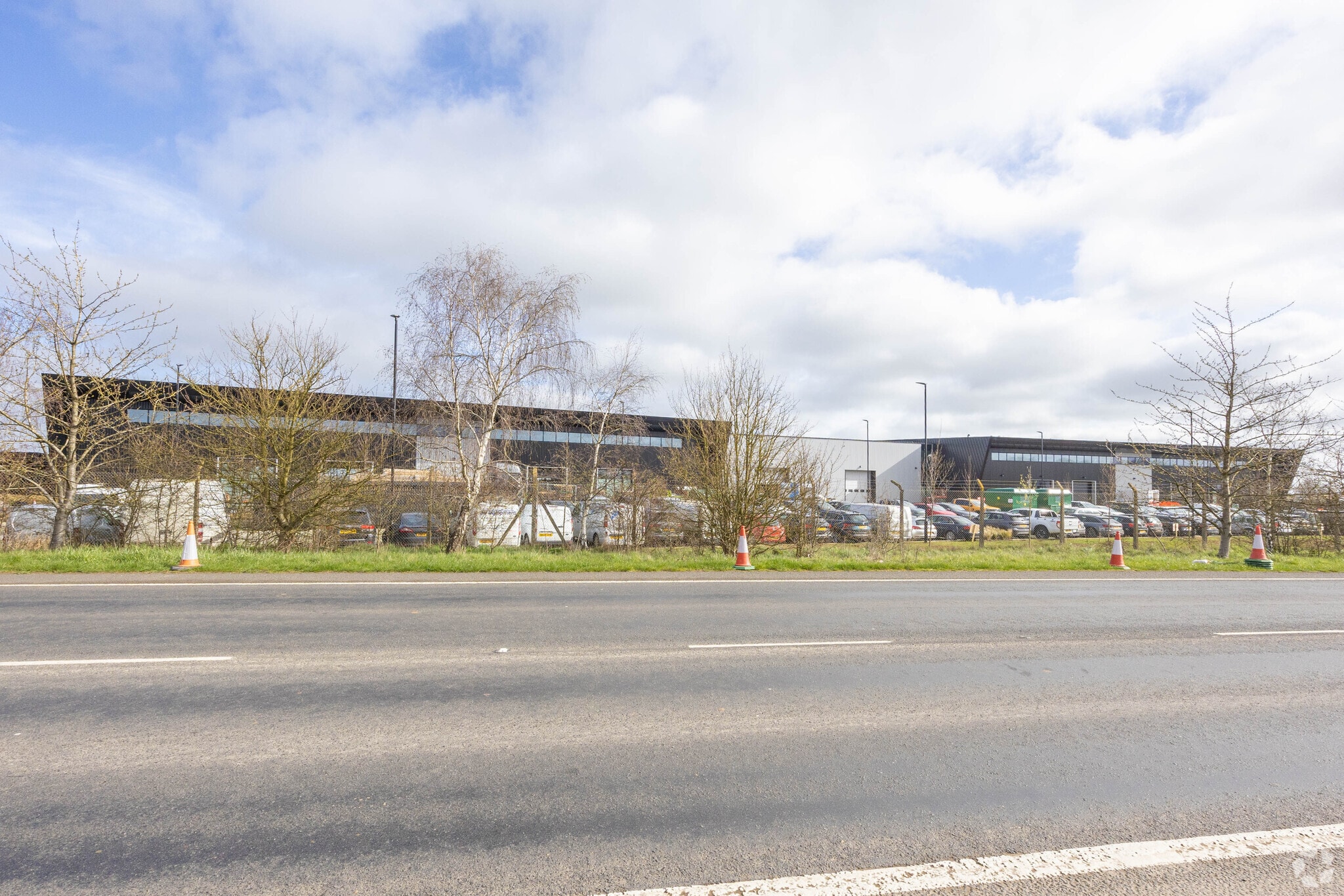 16 Skimmingdish Ln, Launton to rent Primary Photo- Image 1 of 4