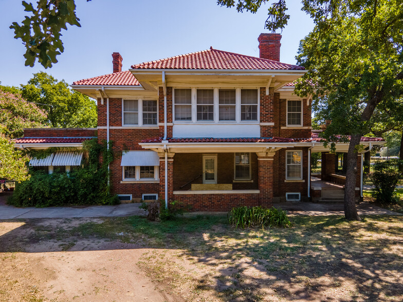 1083 W Frey St, Stephenville, TX for sale - Primary Photo - Image 1 of 1