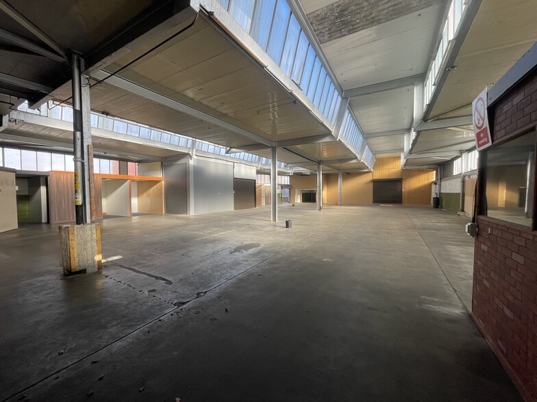 Tonbridge Rd, Romford to rent - Building Photo - Image 3 of 50