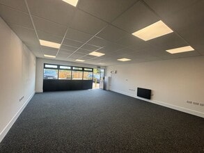4B Snetterton Business Park, Norwich to rent Interior Photo- Image 2 of 2