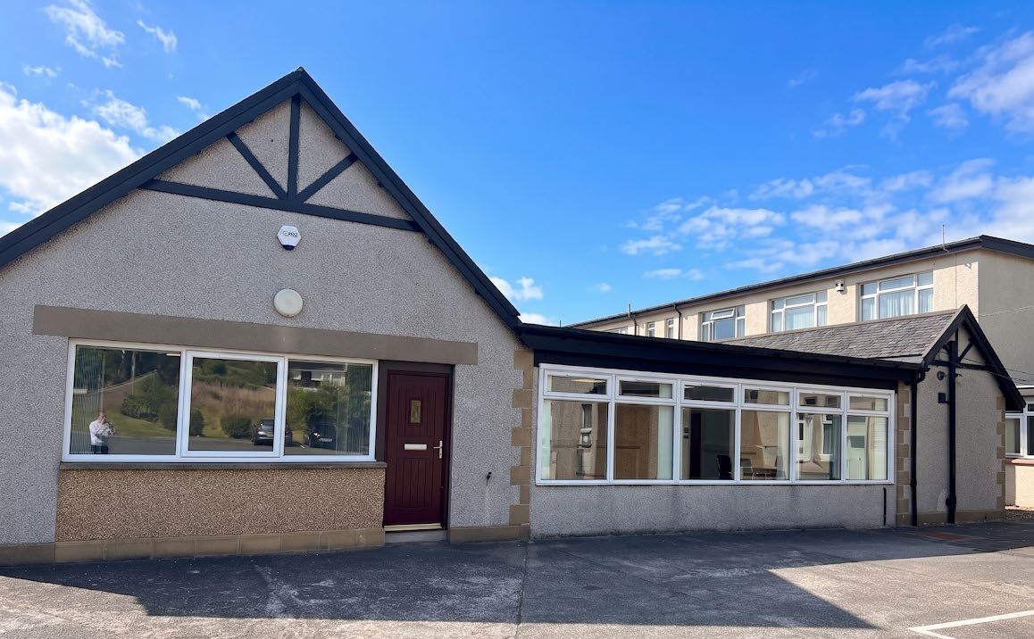 Marchmont Ave, Polmont to rent Building Photo- Image 1 of 7