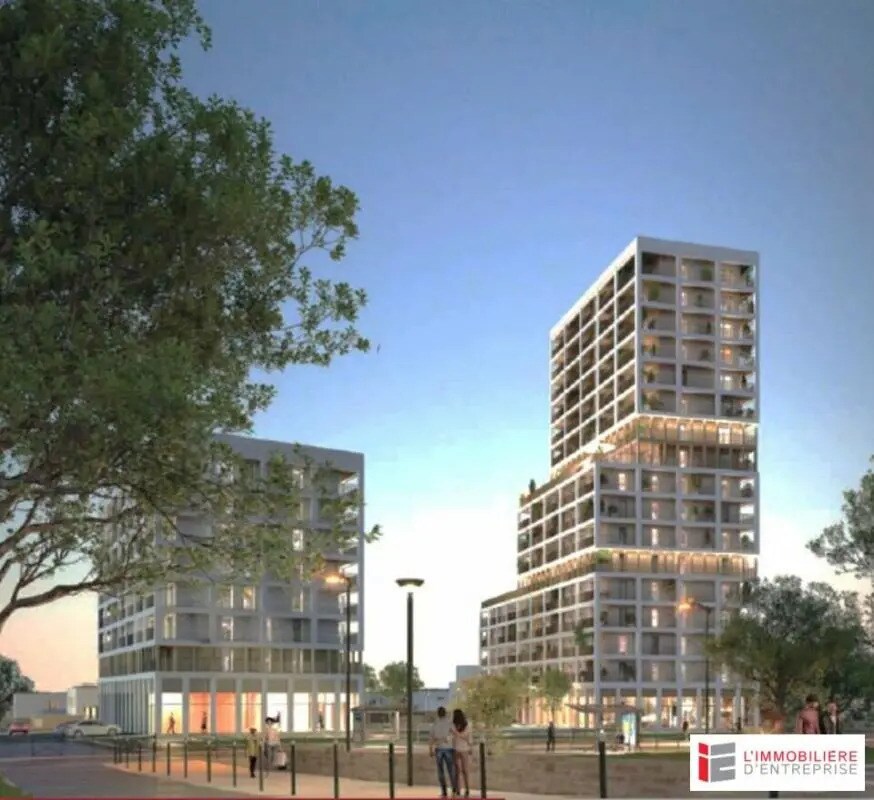 Light Industrial in Rennes for sale Building Photo- Image 1 of 3