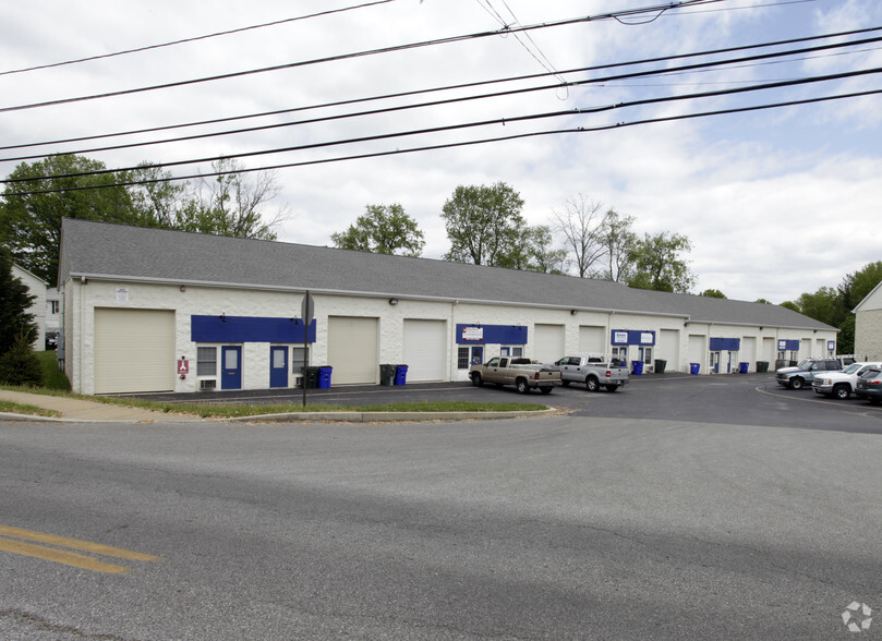 1209 Old Coochs Bridge Rd, Newark, DE for rent - Primary Photo - Image 1 of 2