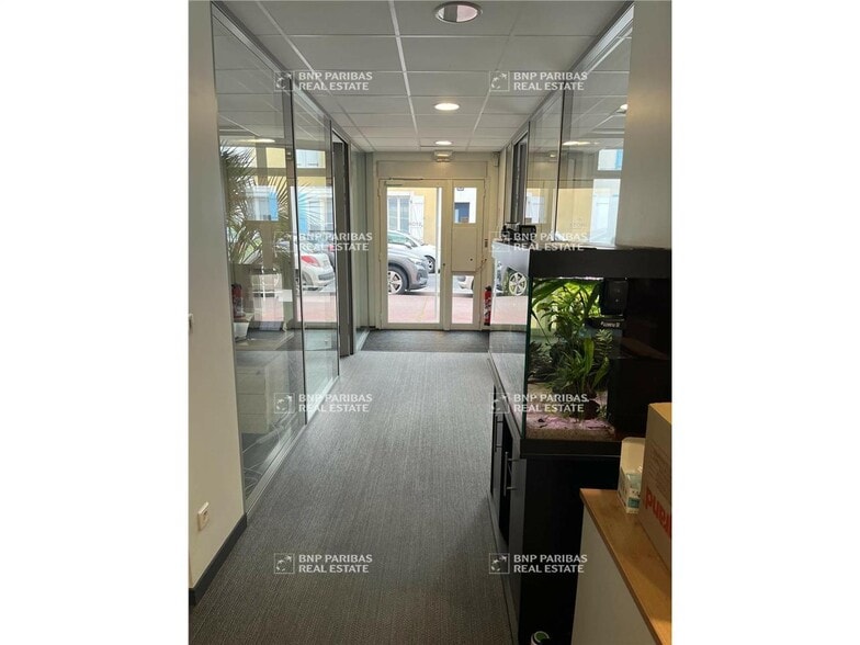 4 Rue Périer, Montrouge to rent - Building Photo - Image 2 of 13