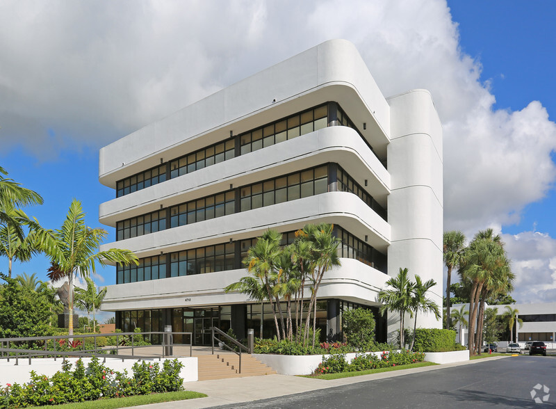 4710 NW 2nd Ave, Boca Raton, FL for rent - Building Photo - Image 1 of 7