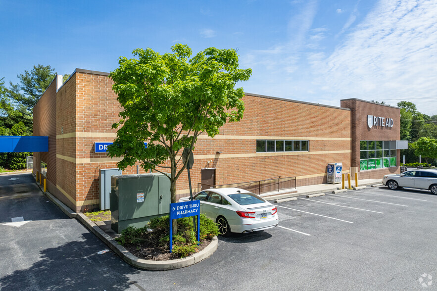 1301-1307 Phoenixville Pike, West Chester, PA for sale - Building Photo - Image 3 of 5