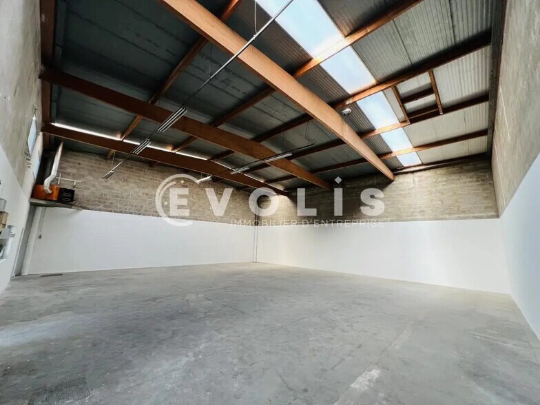 35 Boulevard De Beaubourg, Émerainville to rent - Interior Photo - Image 3 of 7