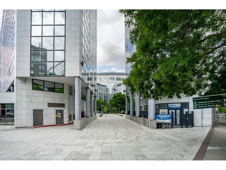 6 Avenue Montaigne, Noisy-le-Grand to rent - Building Photo - Image 2 of 29