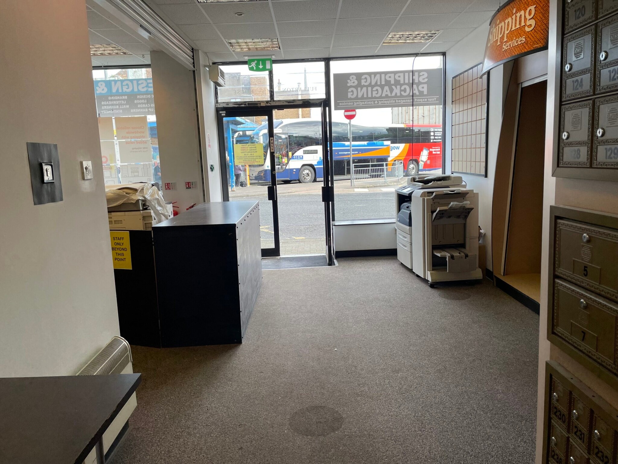 4 Fullarton St, Ayr to rent Interior Photo- Image 1 of 2