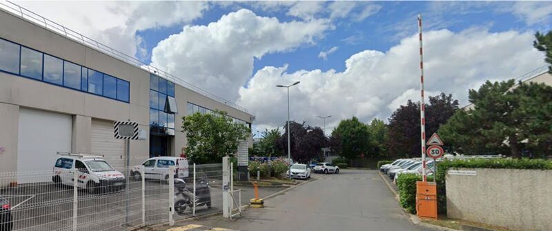 Light Industrial in Gennevilliers to rent - Building Photo - Image 1 of 6