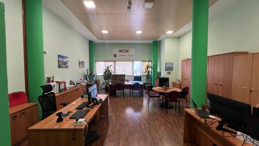 Avenida de la Industria, 37, Tres Cantos, Madrid for sale - Interior Photo - Image 1 of 5