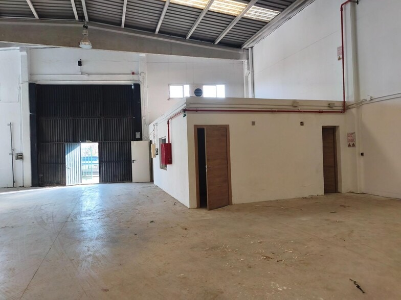 Industrial in Paiporta to rent - Building Photo - Image 2 of 13
