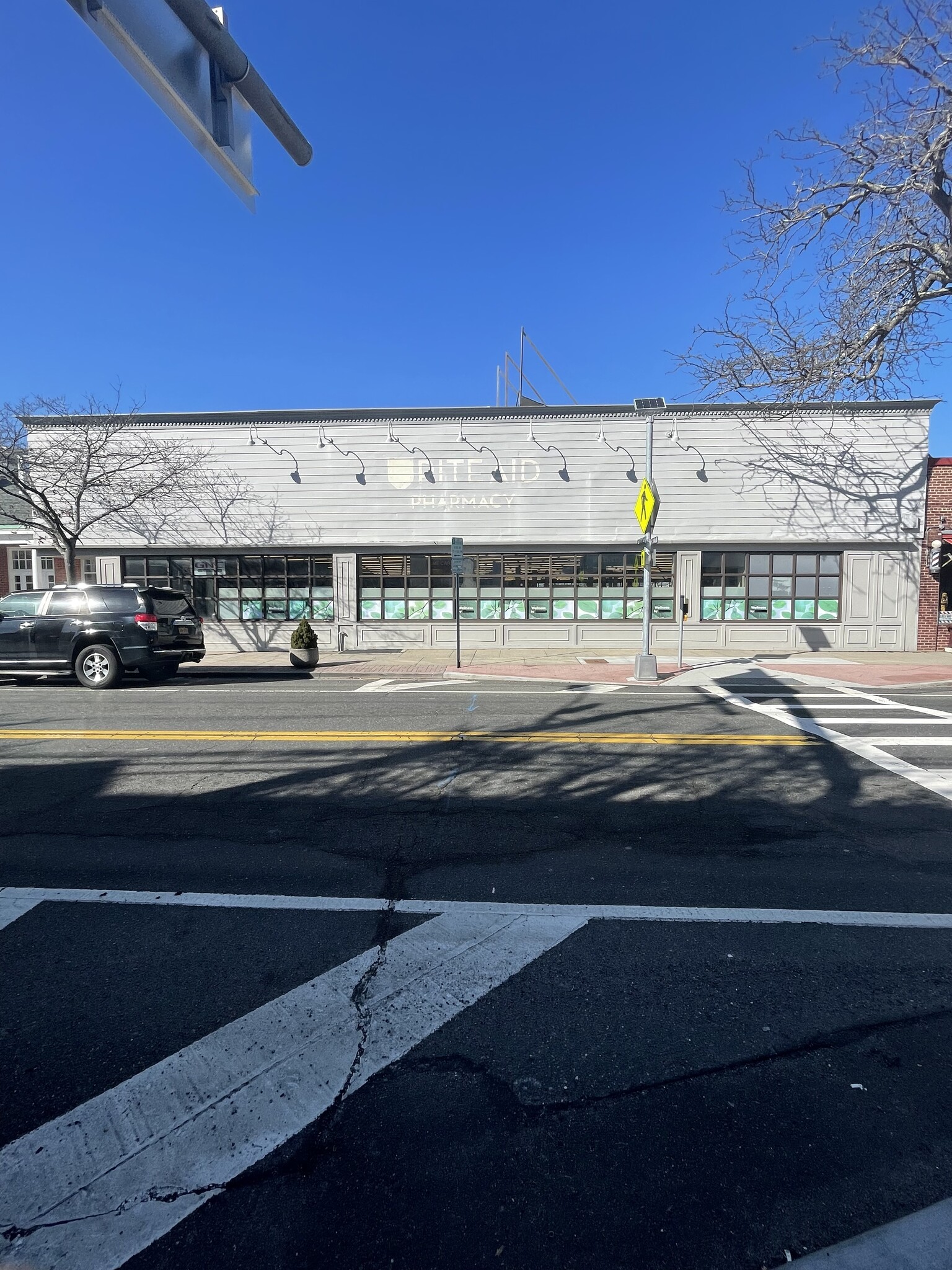 101 Main St, Sayville, NY for rent Building Photo- Image 1 of 26