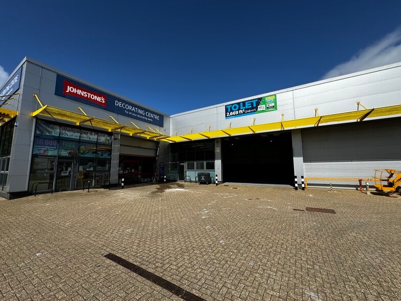 Watling St, Milton Keynes for sale - Building Photo - Image 1 of 1
