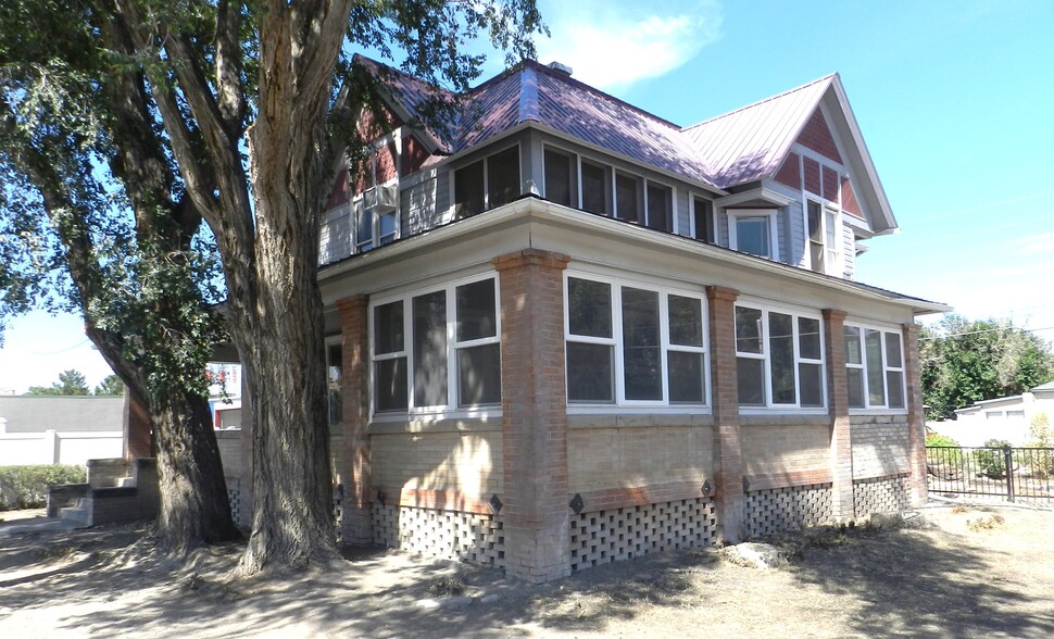 745 E Main St, Montrose, CO for sale - Primary Photo - Image 1 of 36