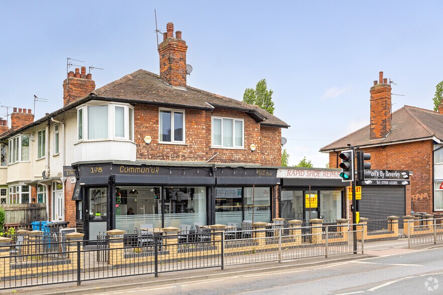 178-178A Chanterlands Ave, Hull for sale - Primary Photo - Image 1 of 1