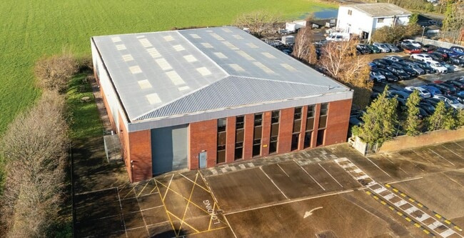 More details for Old Brighton Rd, Lowfield Heath - Industrial to Rent