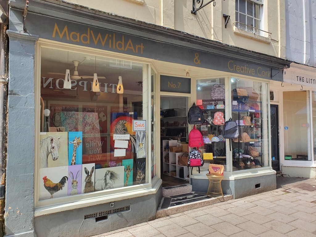 7 Little Brittox, Devizes to rent Primary Photo- Image 1 of 2