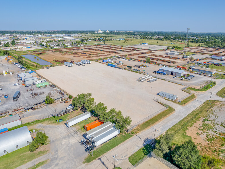 2500 Spur Ln, El Reno, OK for rent - Building Photo - Image 3 of 9