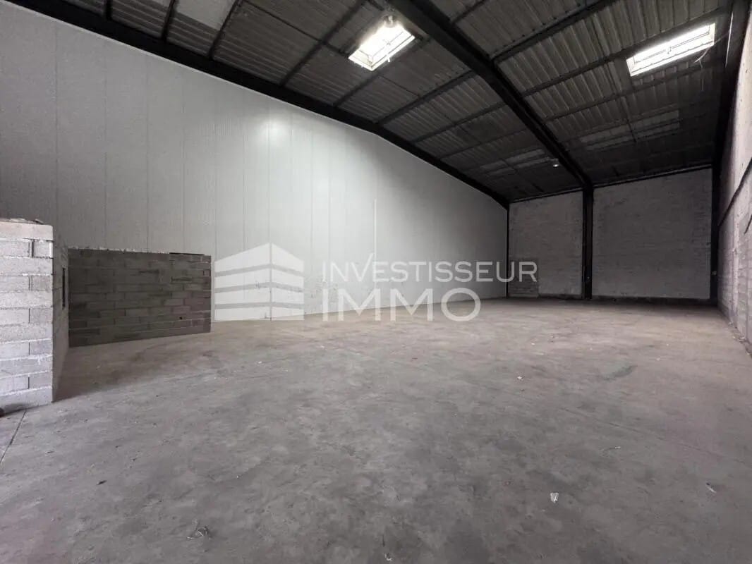 Office in Meaux to rent Interior Photo- Image 1 of 3