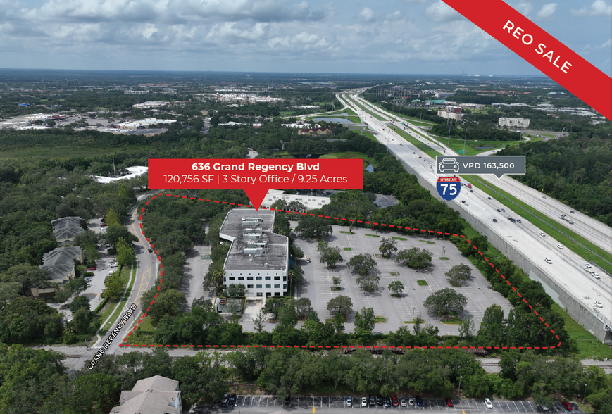 636 Grand Regency Blvd, Brandon, FL for sale - Building Photo - Image 1 of 1