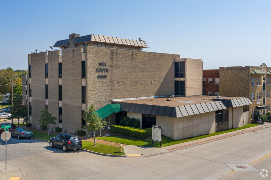 1601 S Main St, Tulsa, OK for sale - Building Photo - Image 1 of 1