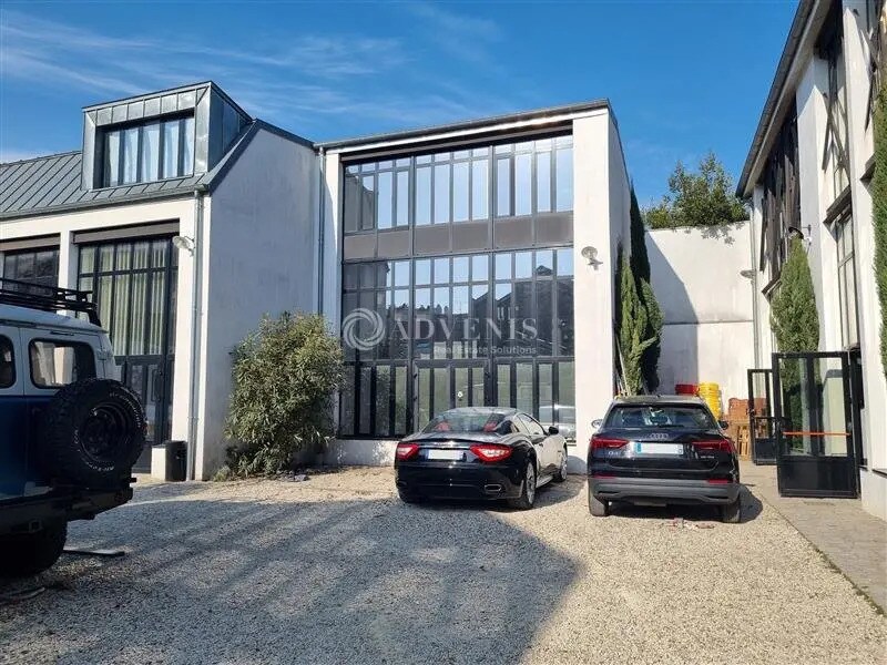 Office in Arcueil to rent Building Photo- Image 1 of 11