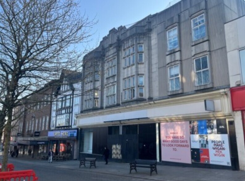 11 Standishgate, Wigan to rent - Building Photo - Image 1 of 1