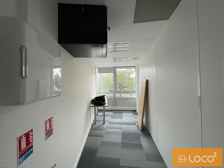 Office in Labège to rent - Building Photo - Image 3 of 8