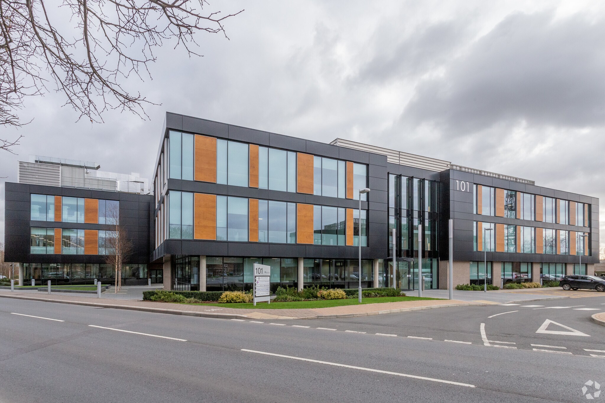 101 Park Dr, Milton for sale Primary Photo- Image 1 of 1