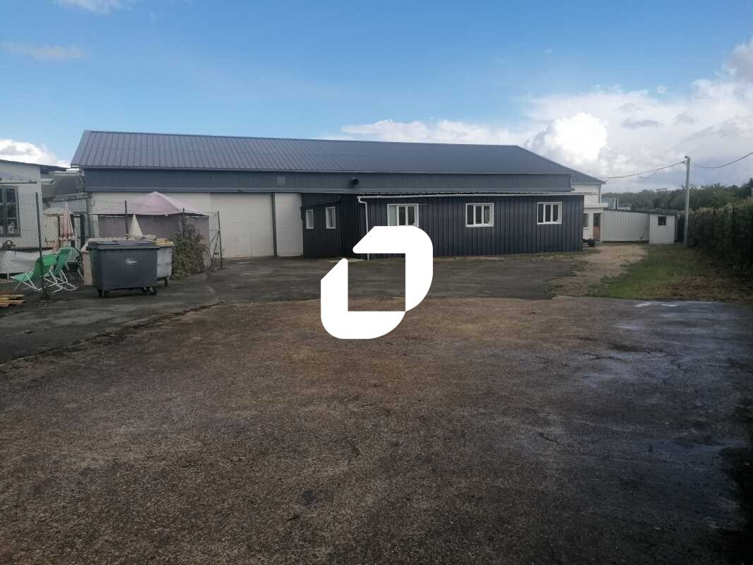 Light Industrial in Saint-Brice-sous-Forêt to rent Building Photo- Image 1 of 11