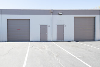 340 Freeport Blvd, Sparks, NV for rent Building Photo- Image 2 of 8