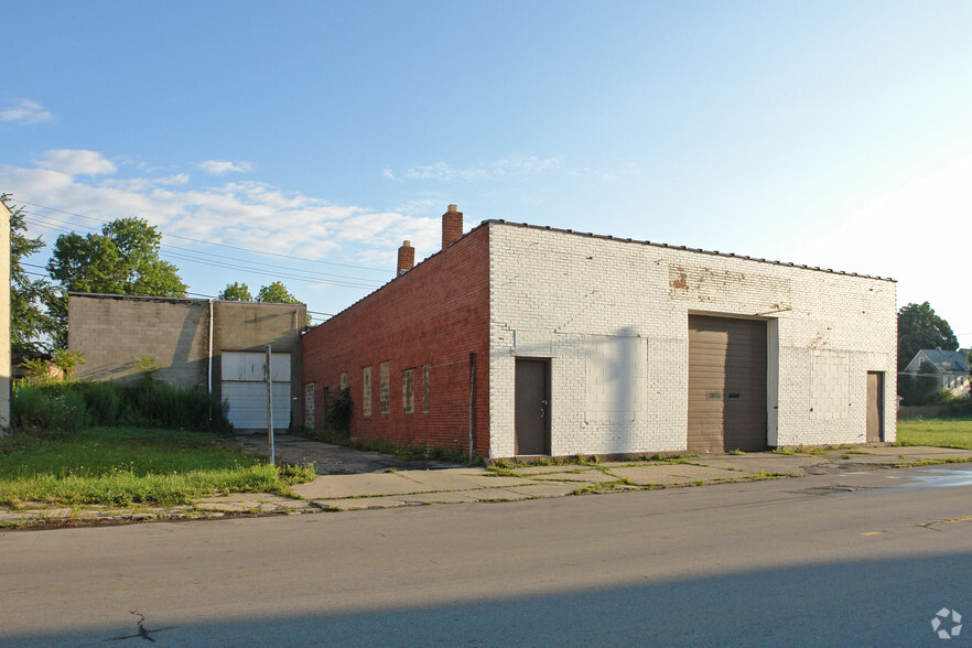 176 Sycamore St, Buffalo, NY for sale - Primary Photo - Image 1 of 2