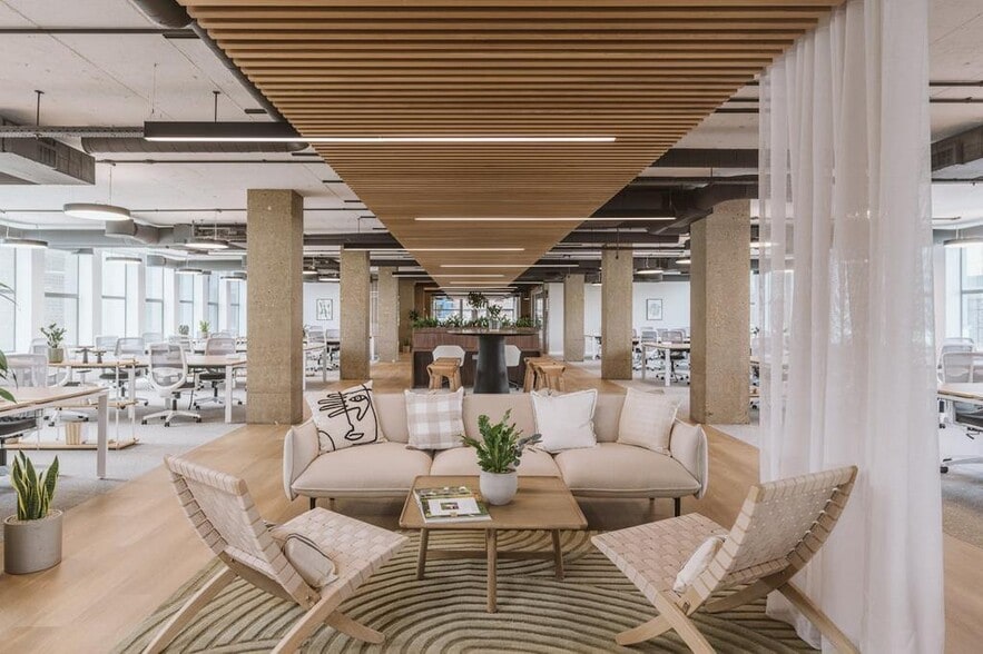 15 Bonhill St, London to rent - Interior Photo - Image 2 of 37