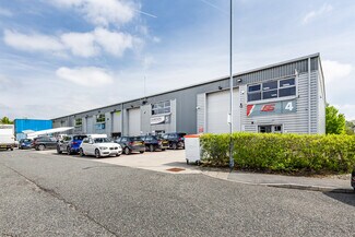 More details for Dunkirk Ln, Hyde - Office, Industrial to Rent