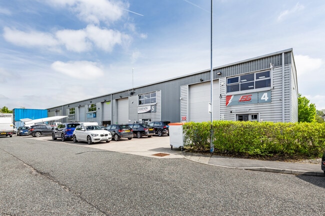 More details for Dunkirk Ln, Hyde - Office, Industrial to Rent