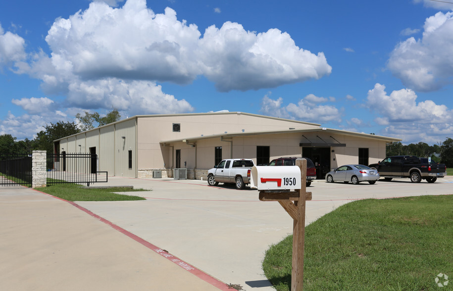 1950 Lone Star Pky, Montgomery, TX for sale - Building Photo - Image 1 of 1