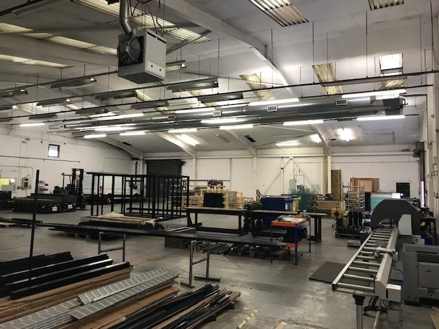 Unit 1 Stancliff St, Blackburn to rent - Interior Photo - Image 3 of 5