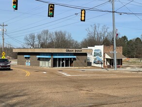 2202 Gibson Sq, Gibson, TN for sale Primary Photo- Image 1 of 1