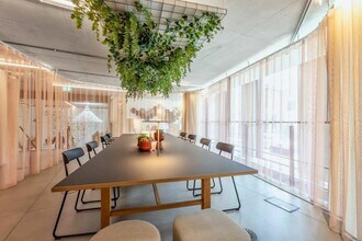 38 Northampton Rd, London to rent Interior Photo- Image 2 of 3