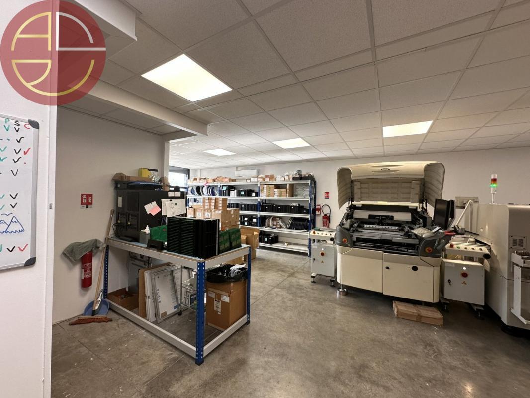 Industrial in Montrabé to rent Interior Photo- Image 1 of 9