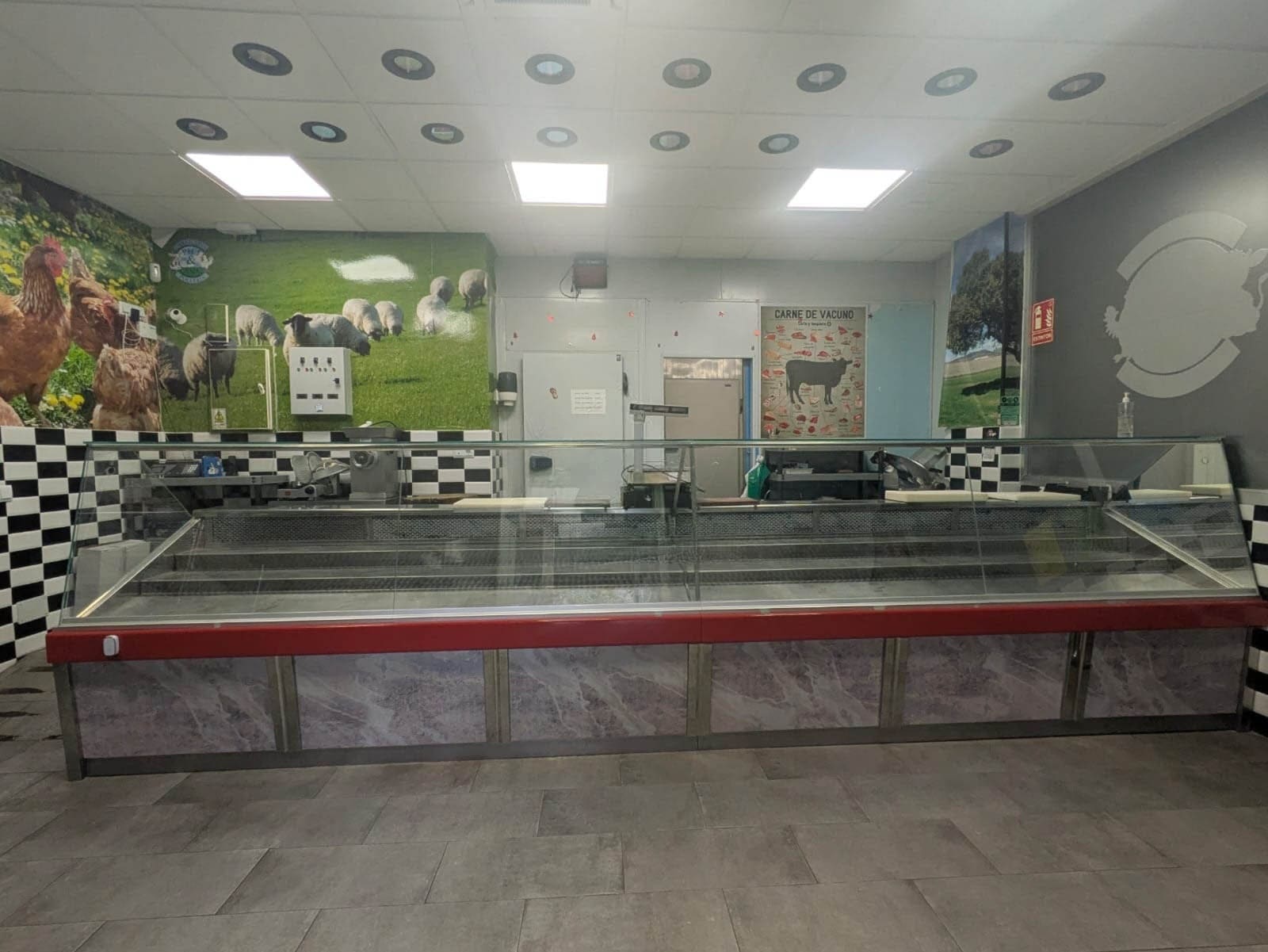 Retail in Madrid, Madrid to rent Interior Photo- Image 1 of 13