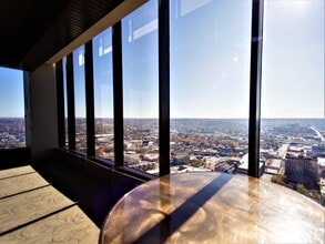 40 N Main St, Dayton, OH to rent Interior Photo- Image 1 of 28