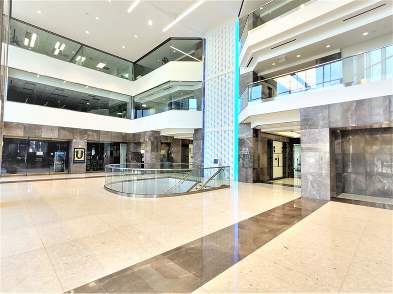 12222 Merit Dr, Dallas, TX for rent - Lobby - Image 3 of 34