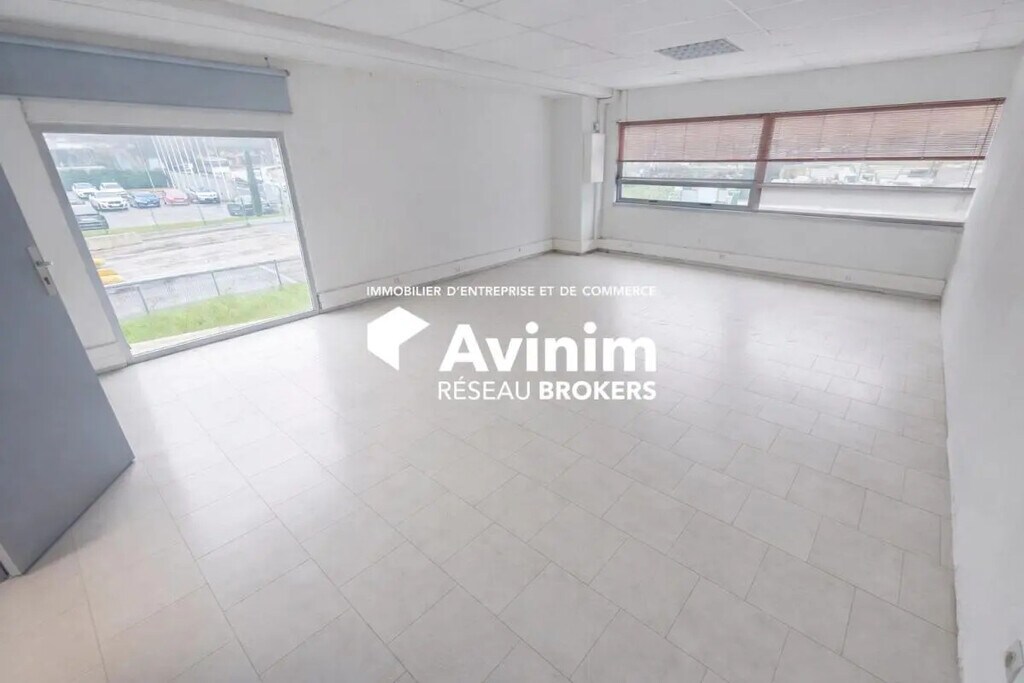Location Entrepôt 33 m² à 80 m² - Photo 1
