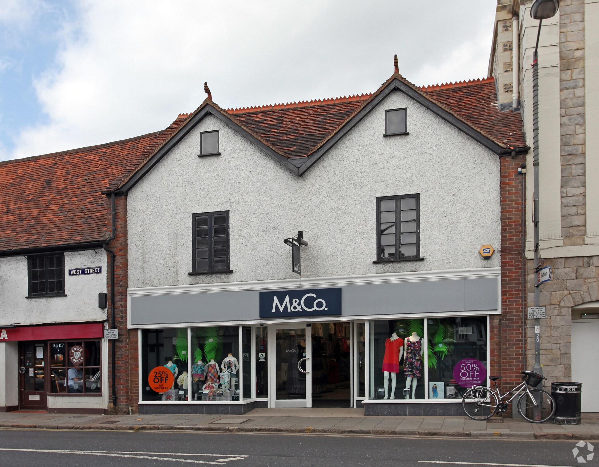 3 Market Sq, Marlow for sale Primary Photo- Image 1 of 1