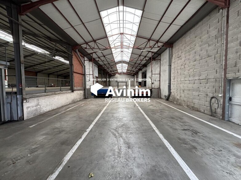 Industrial in Saint Jory to rent - Interior Photo - Image 2 of 13