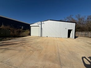 3875 E Waterloo Rd, Edmond, OK to rent Building Photo- Image 1 of 8