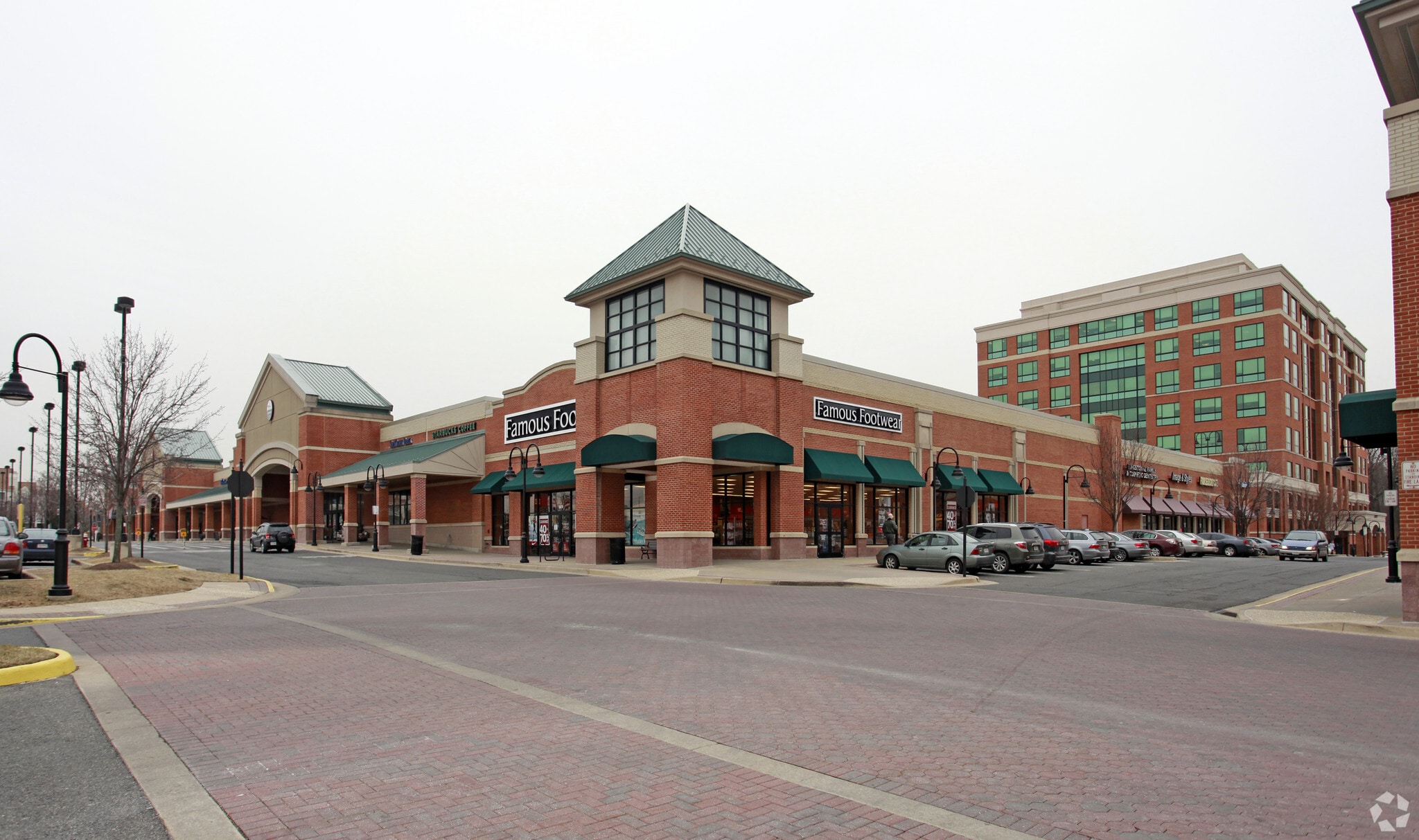 5990 Kingstowne Towne Ctr, Alexandria, VA to rent Primary Photo- Image 1 of 30