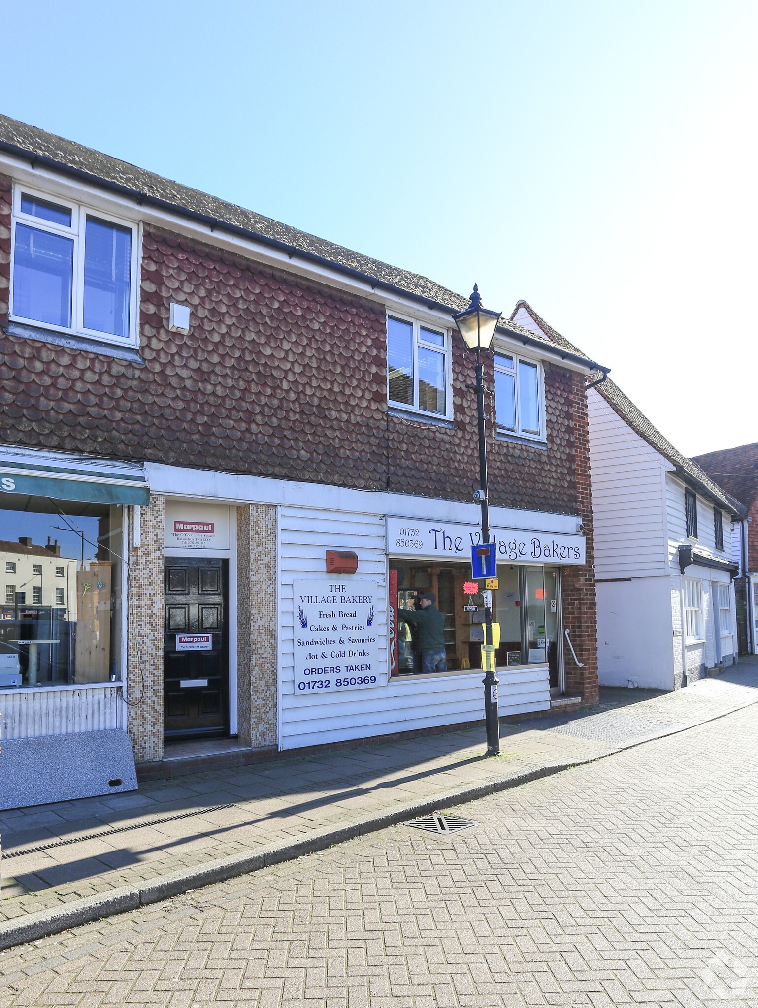 2 High St, Hadlow for sale Primary Photo- Image 1 of 3